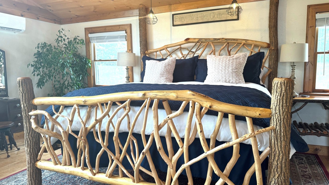 Photo of Bedroom in Cullowhee