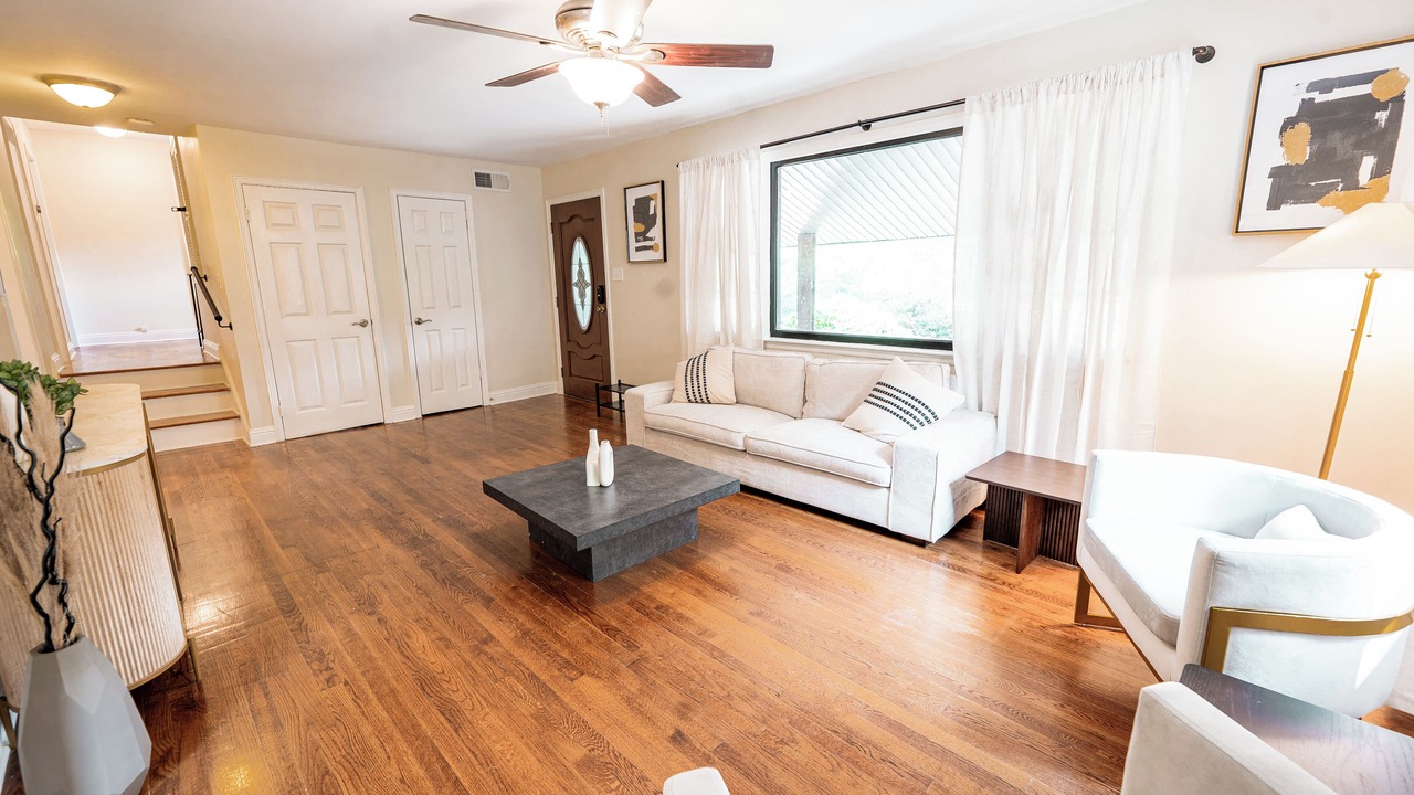 Photo of Livingroom in Greensboro
