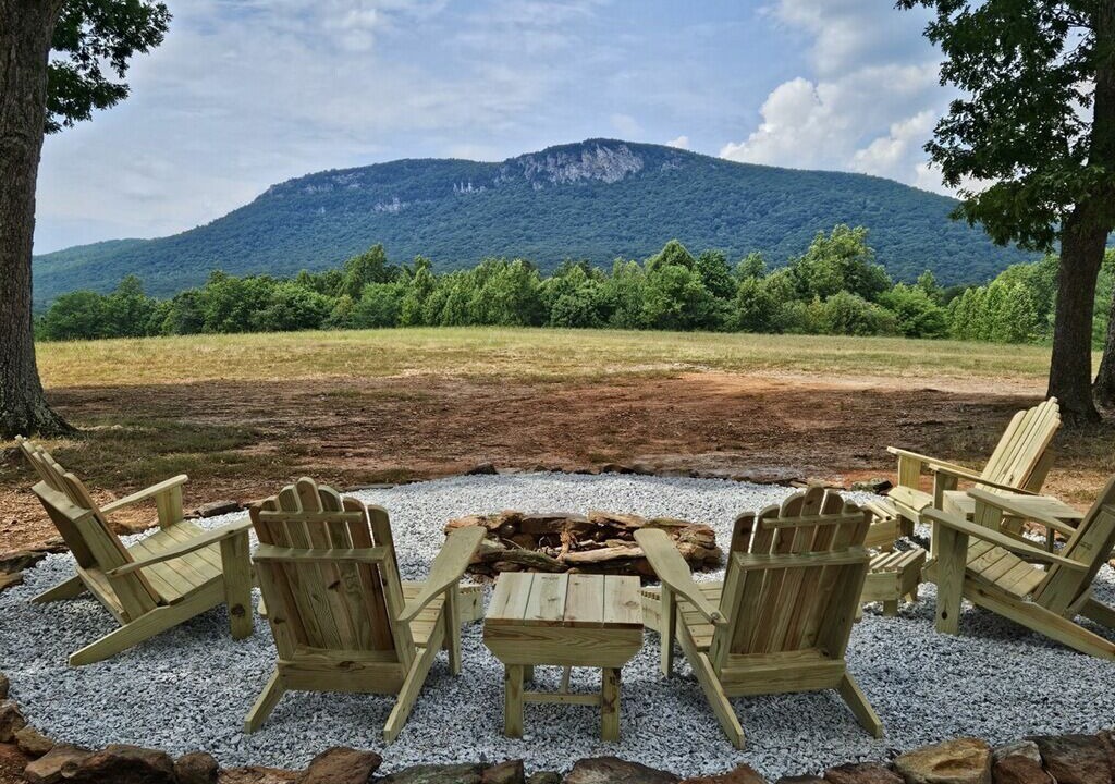 Photo of Outdoor in King