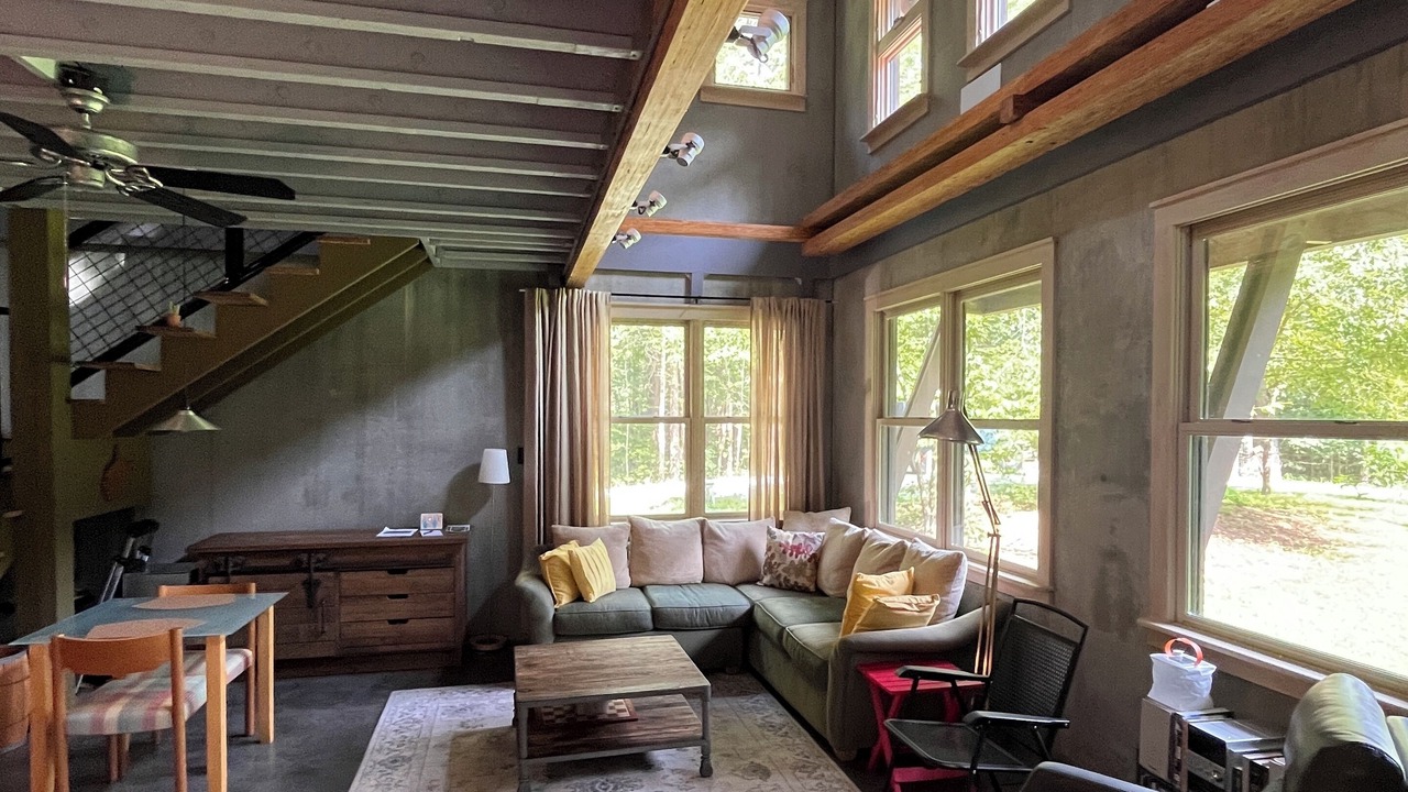 Photo of Livingroom in Hurdle Mills