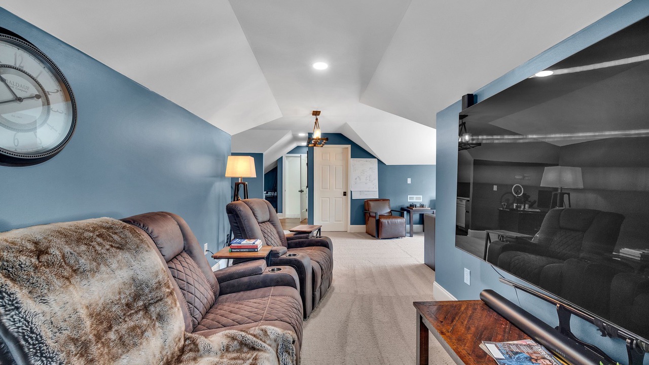 Photo of Livingroom in Weddington