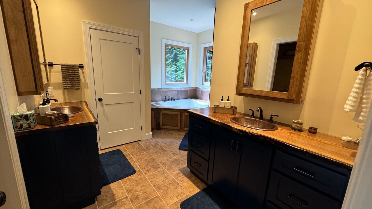 Photo of Bathroom in Nantahala