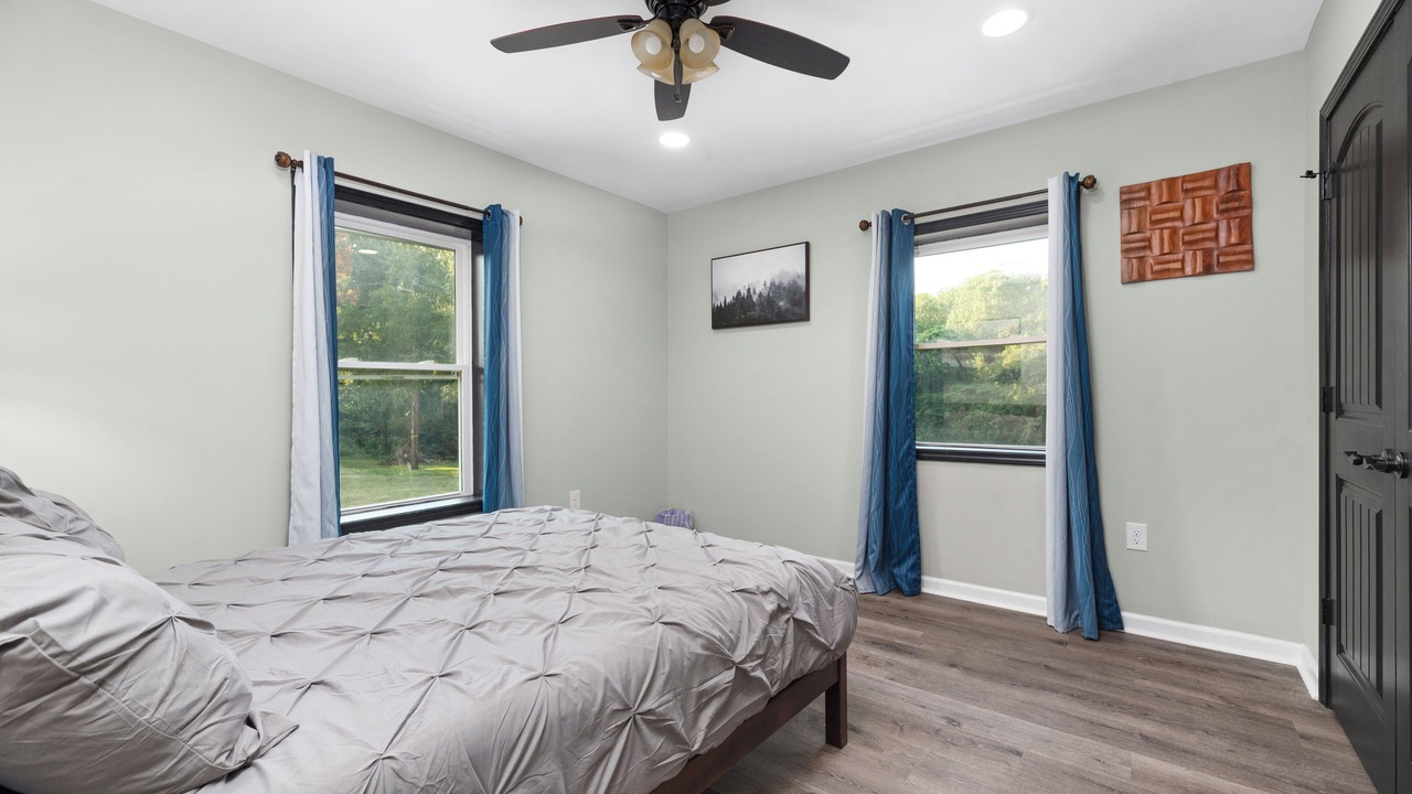 Photo of Bedroom in Barium Springs