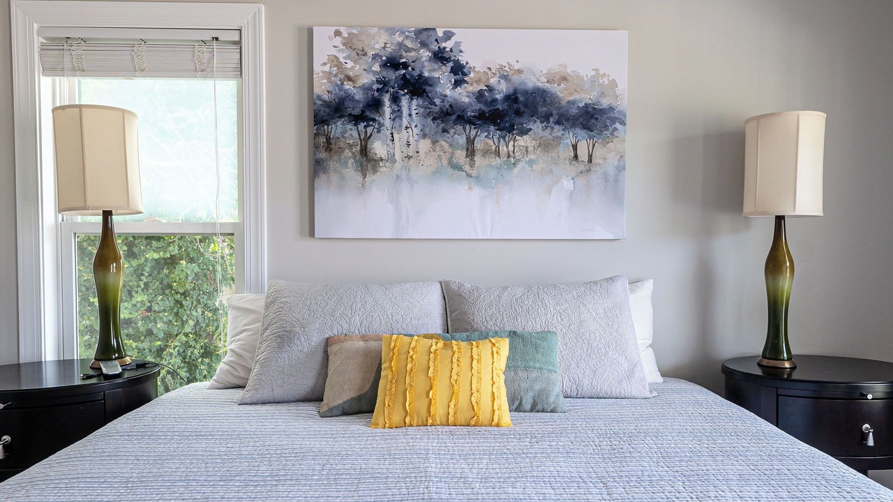 Photo of Bedroom in Downtown