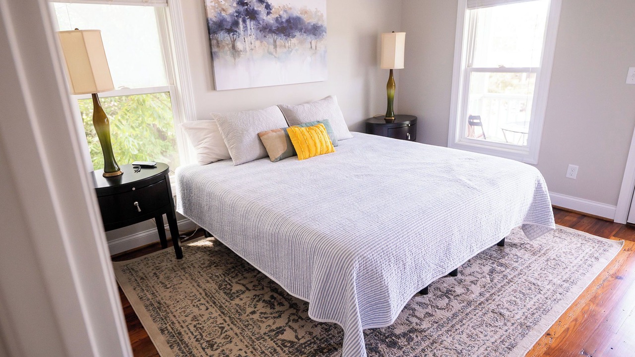Photo of Bedroom in Downtown