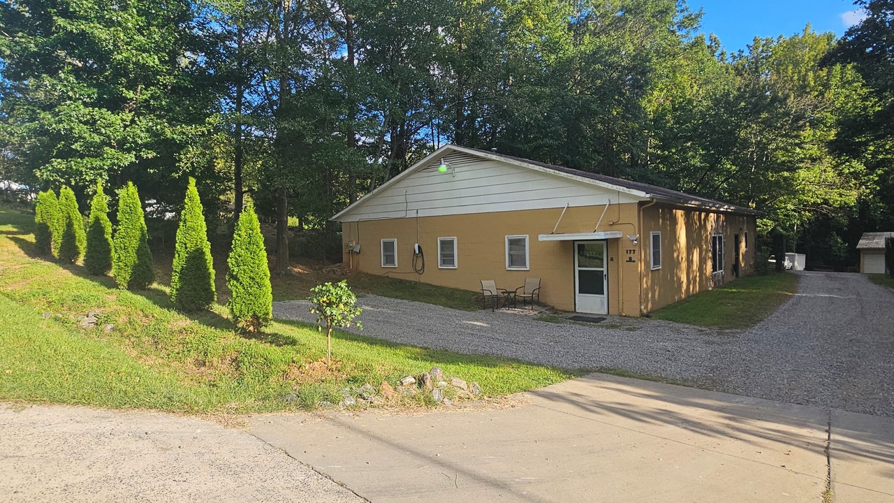 Photo of Outdoor in Barium Springs