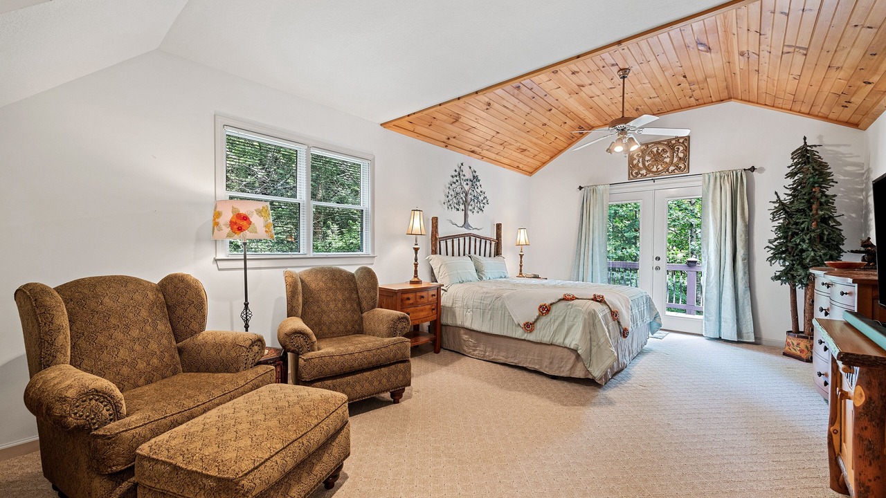 Photo of Bedroom in Mountain Springs