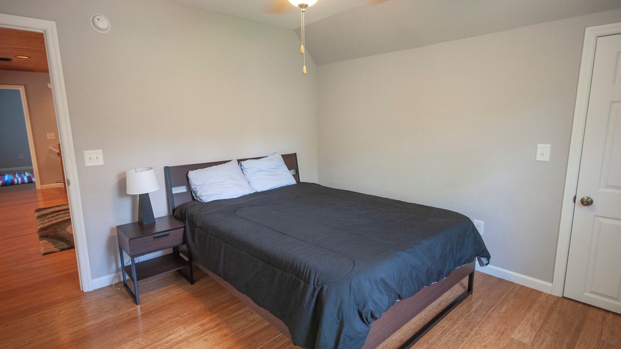 Photo of Bedroom in Hayesville