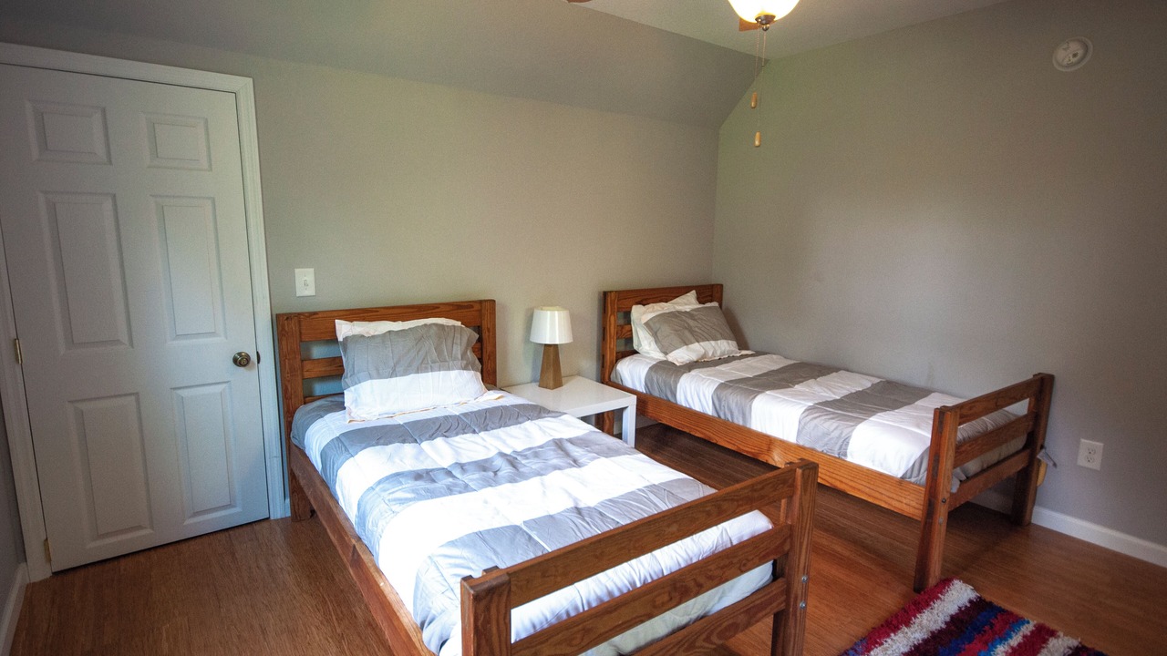 Photo of Bedroom in Hayesville