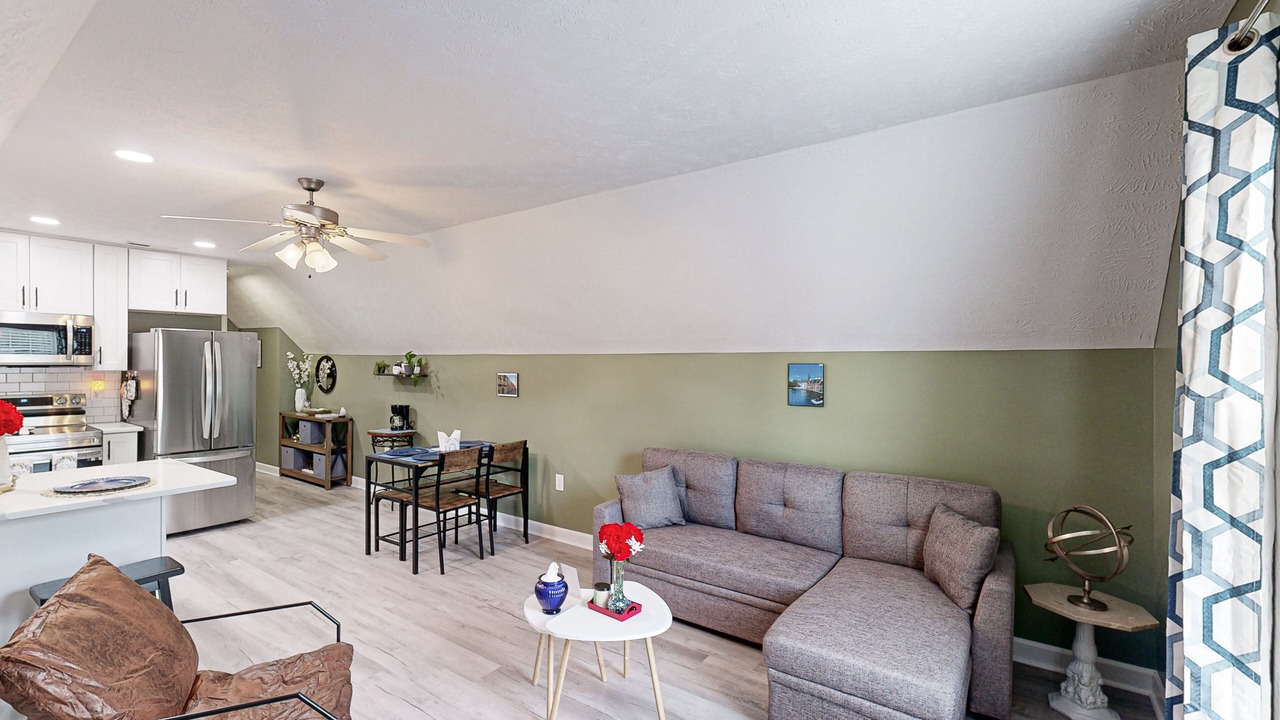 Photo of Livingroom in Cameron