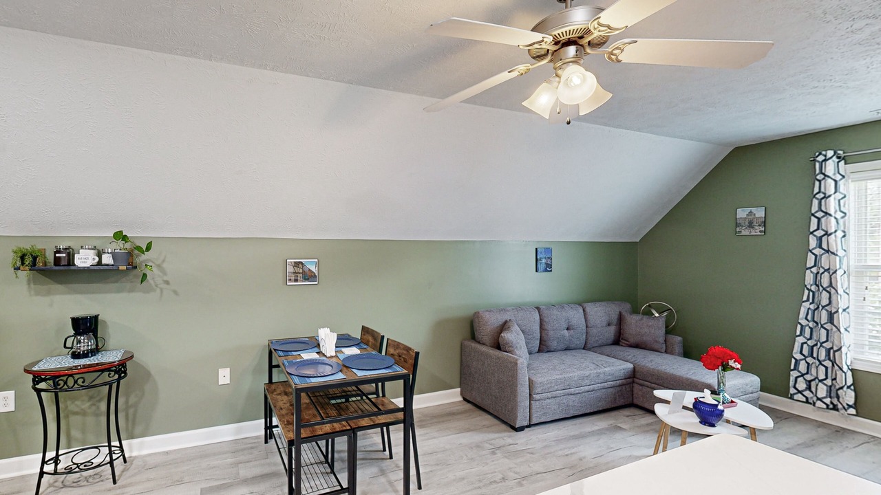 Photo of Livingroom in Cameron