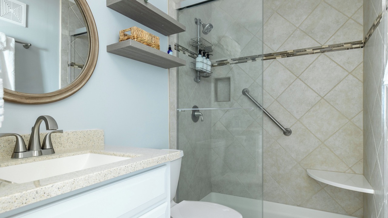 Photo of Bathroom in Pine Knoll Shores