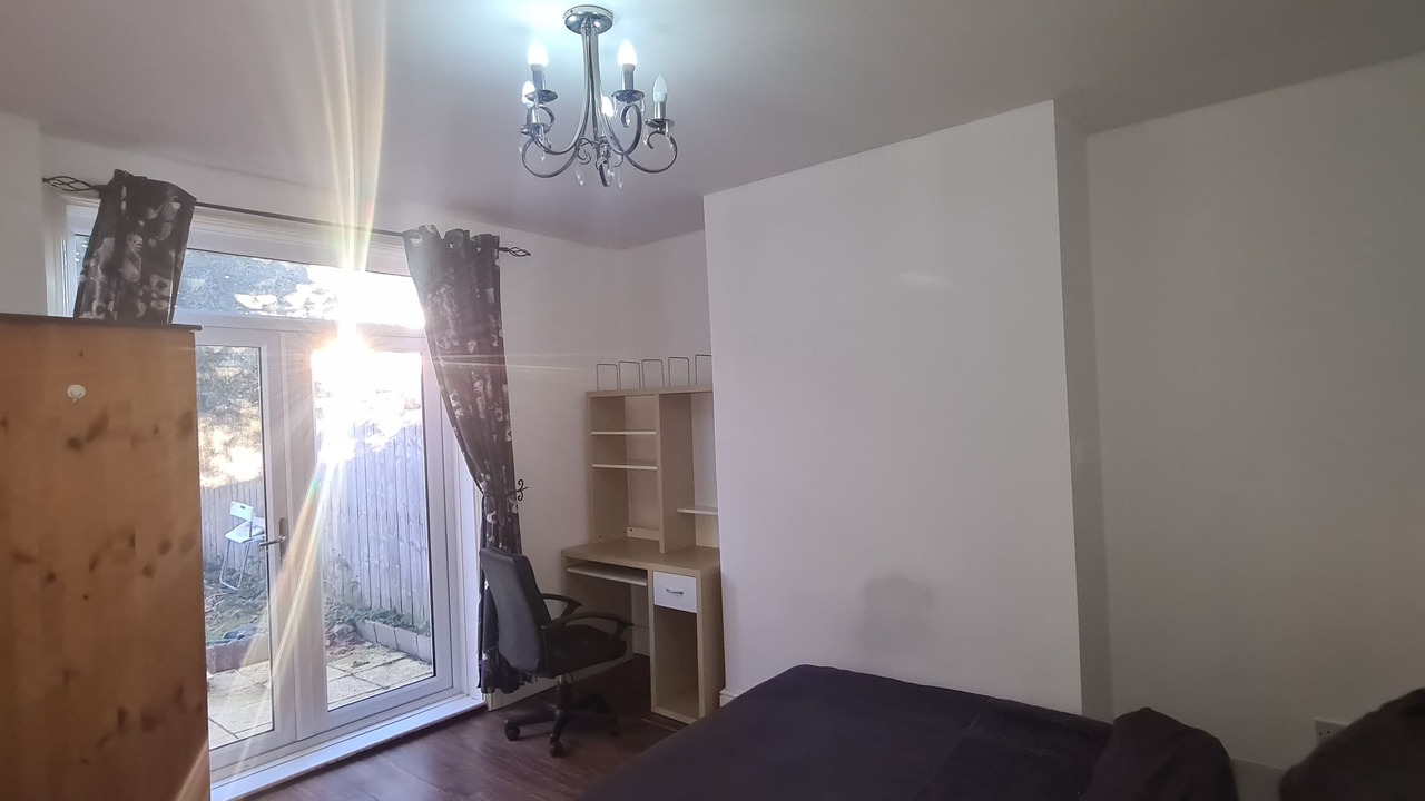 Photo of Bedroom in Newcastle-upon-Tyne