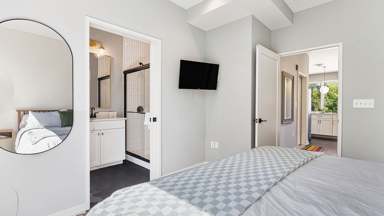 Photo of Bedroom in Historic Montford