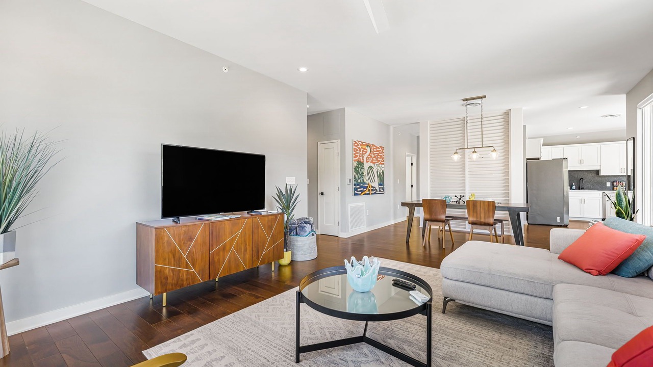 Photo of Livingroom in Historic Montford