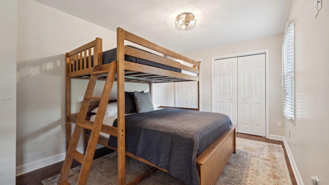 Photo of Bedroom in Mooresville