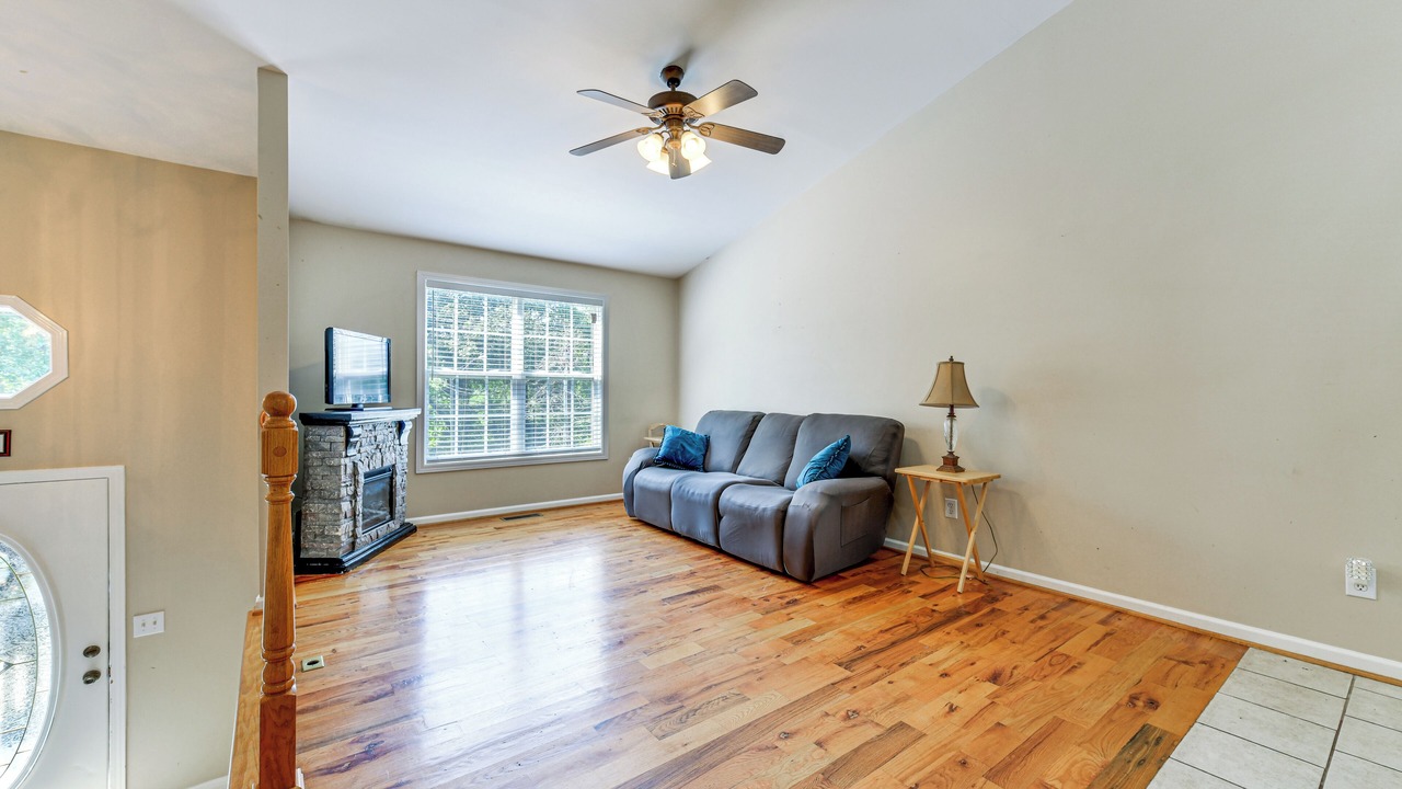 Photo of Livingroom in Conover