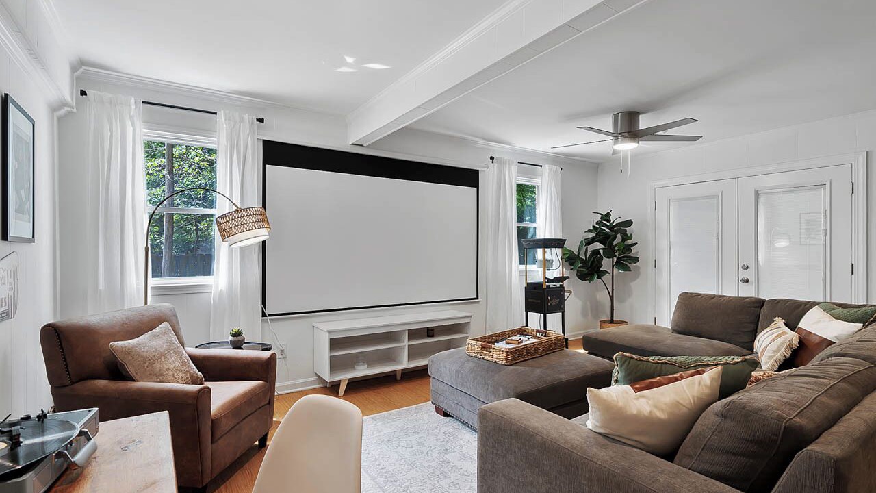 Photo of Bedroom in North Hills