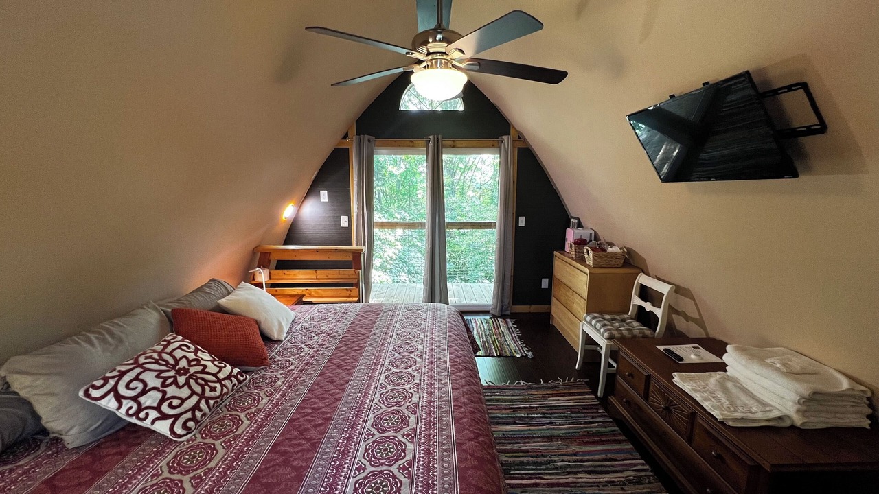Photo of Bedroom in Mill Spring