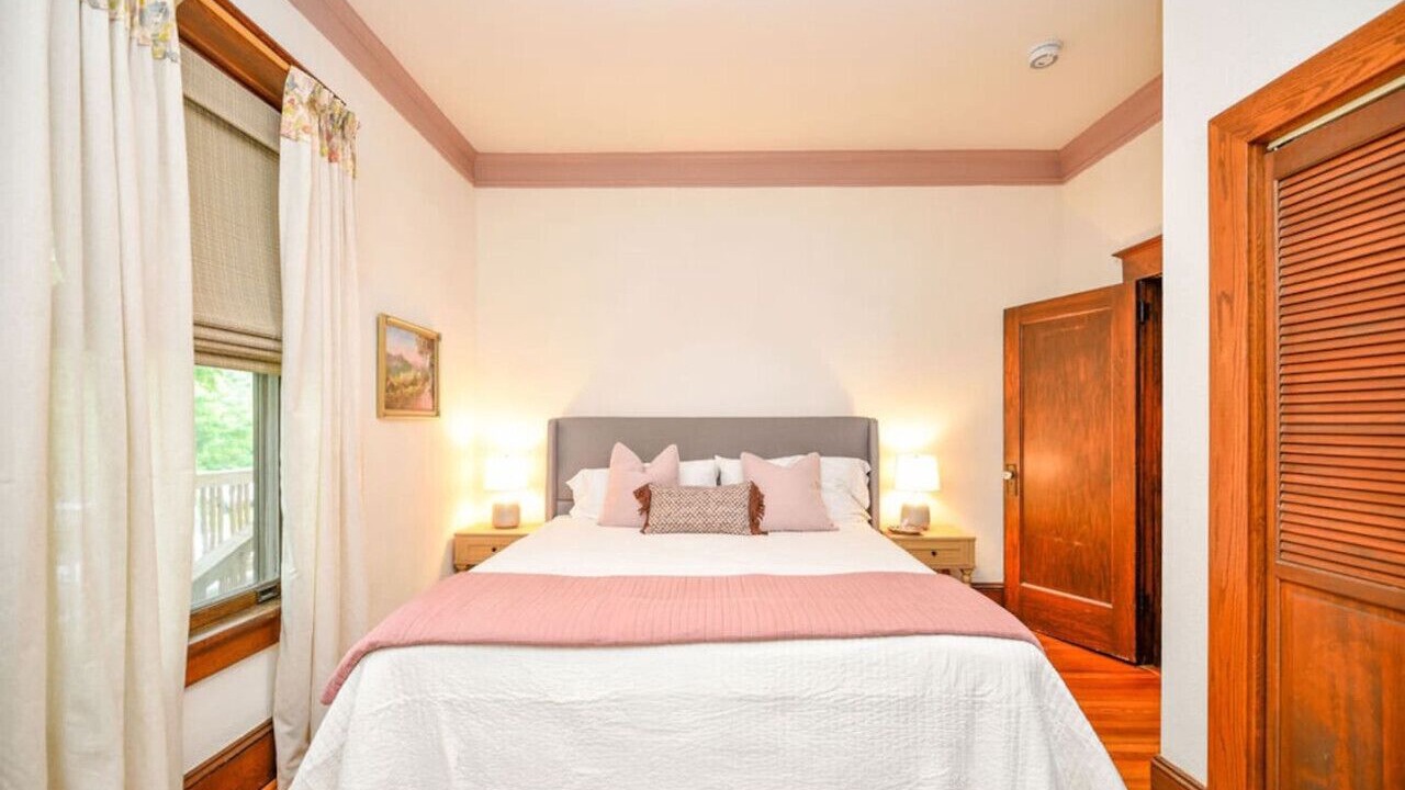 Photo of Bedroom in Burlington