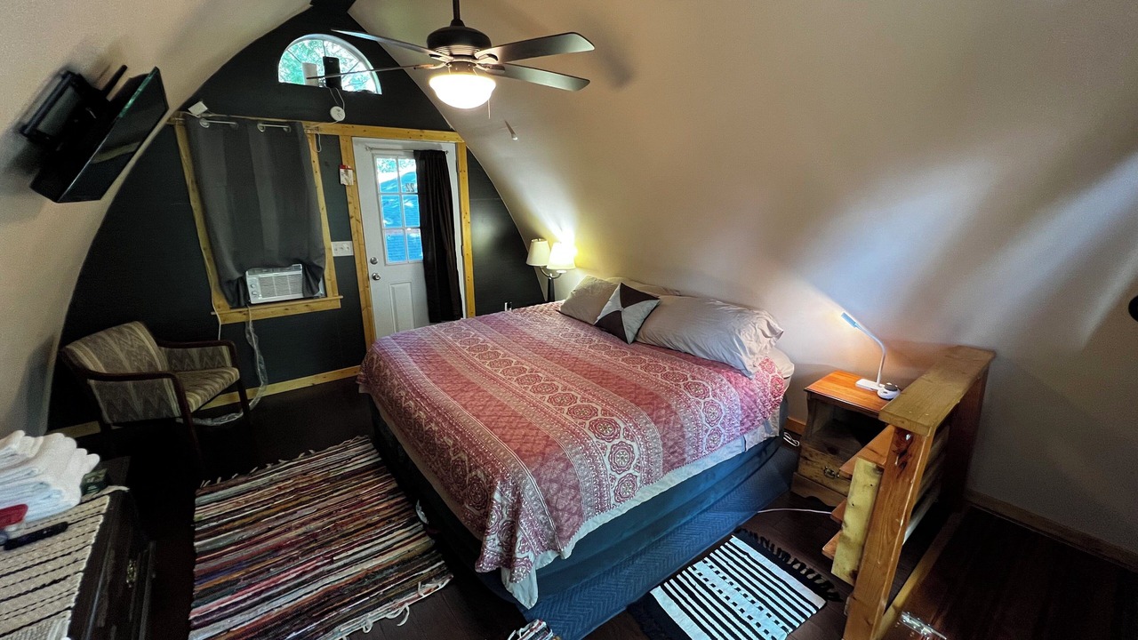 Photo of Bedroom in Mill Spring