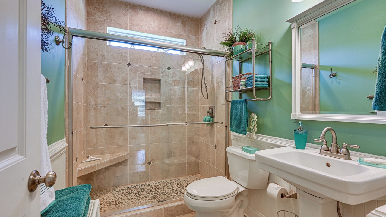 Photo of Bathroom in Aurora