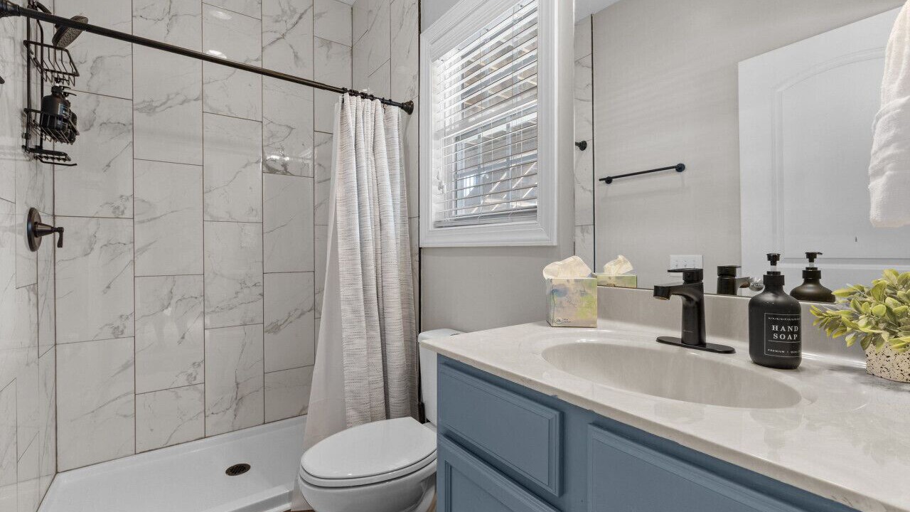 Photo of Bathroom in Foxfire