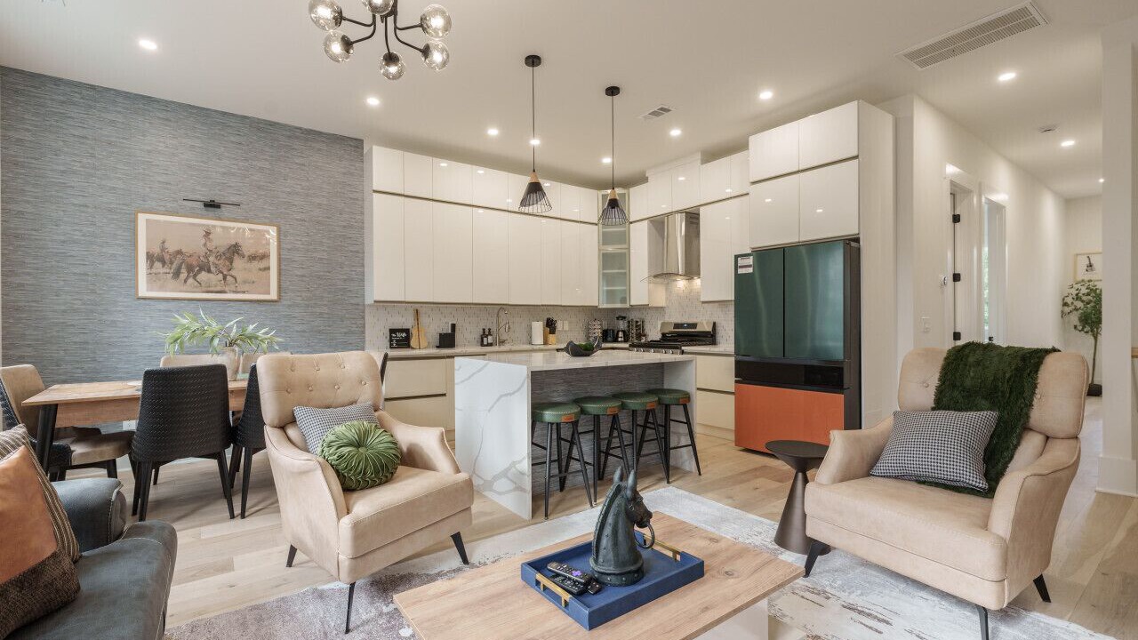 Photo of Livingroom in Berry Hill