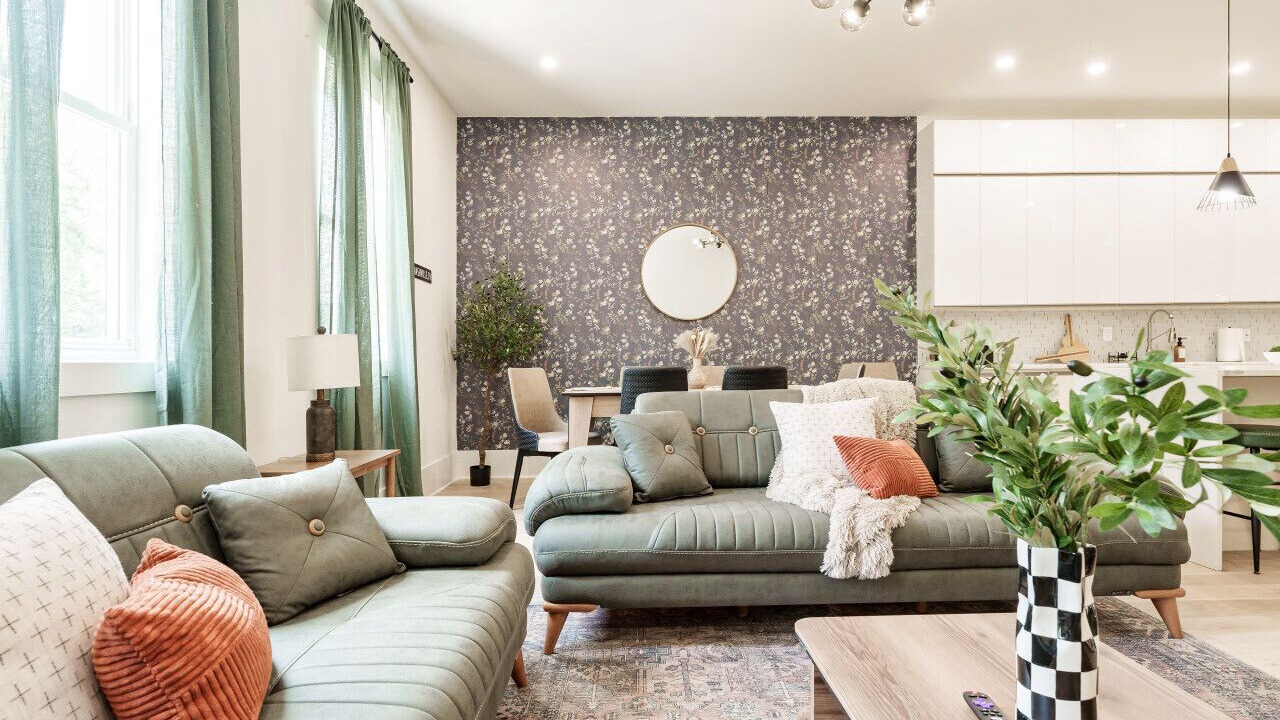 Photo of Livingroom in Berry Hill