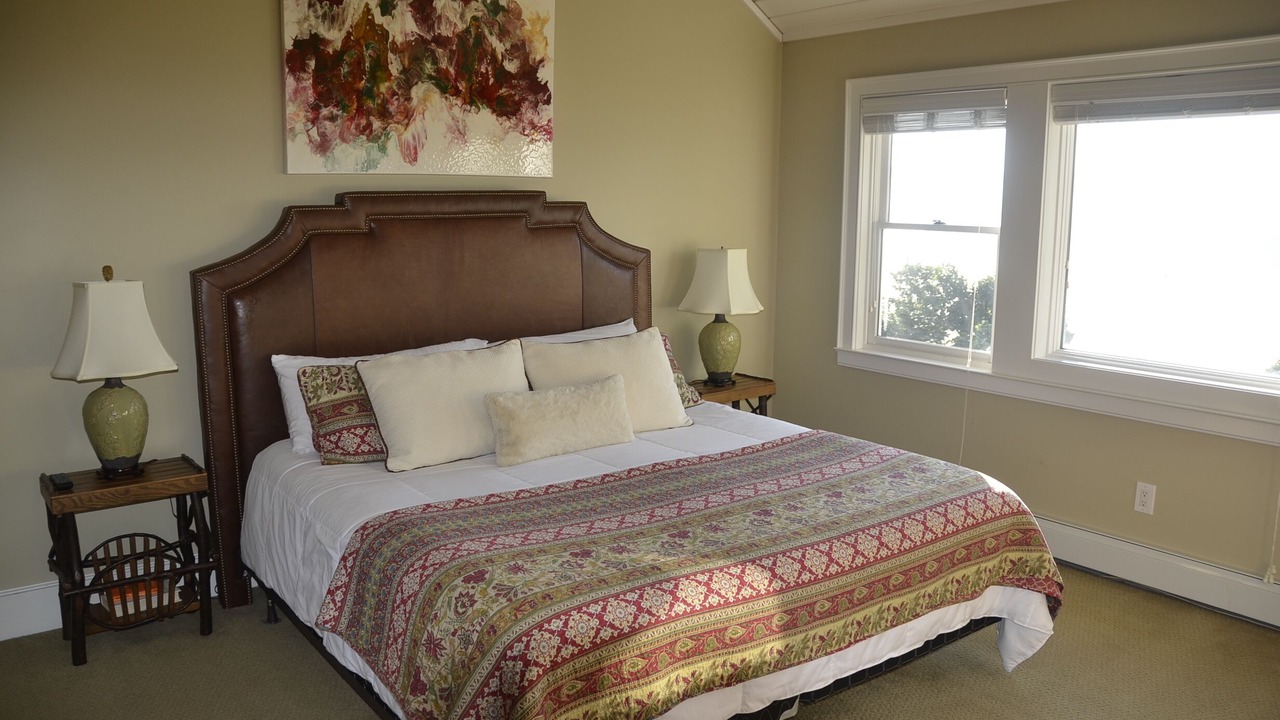 Photo of Bedroom in Sugar Grove