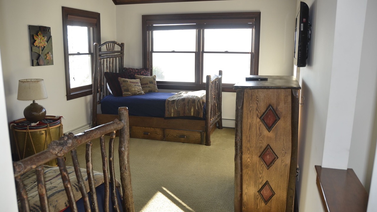 Photo of Bedroom in Sugar Grove