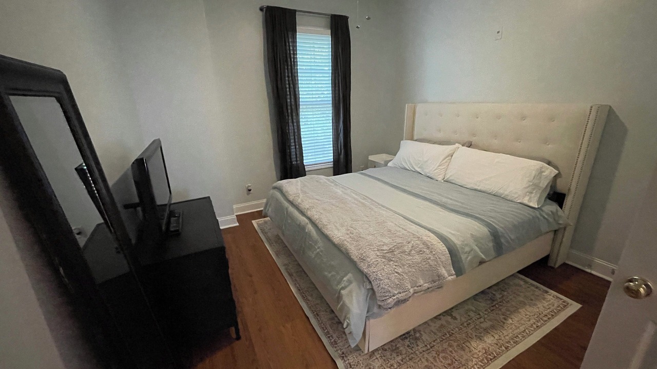 Photo of Bedroom in First Ward