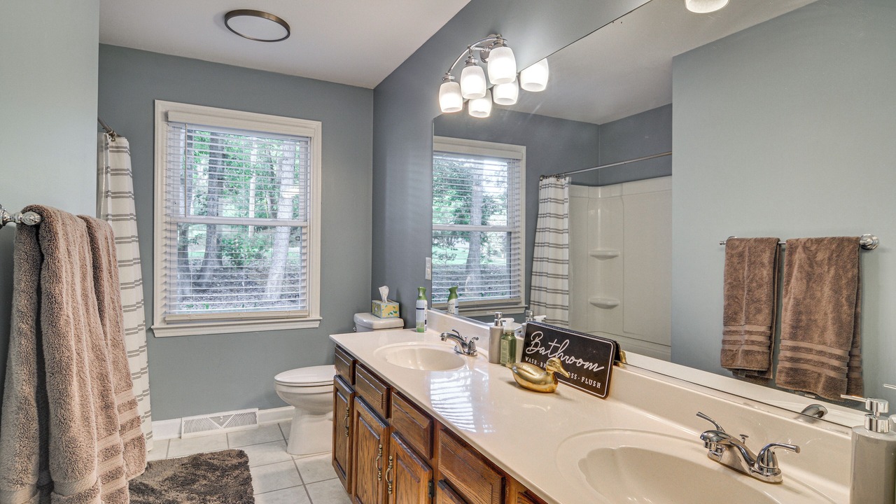 Photo of Bathroom in High Point