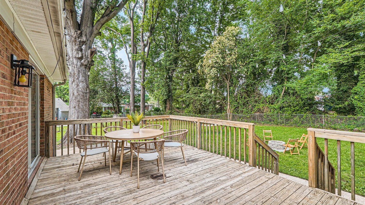Photo of Outdoor in Oak Forest