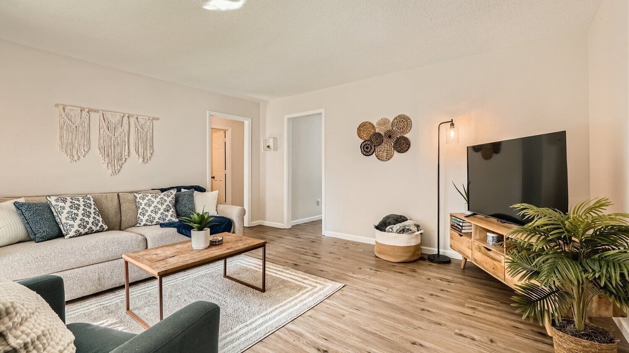 Photo of Livingroom in Oak Forest
