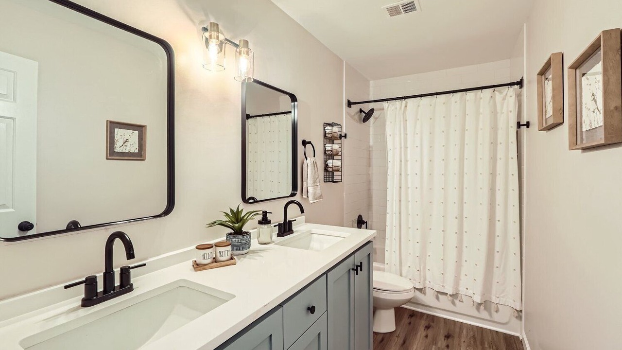 Photo of Bathroom in Oak Forest