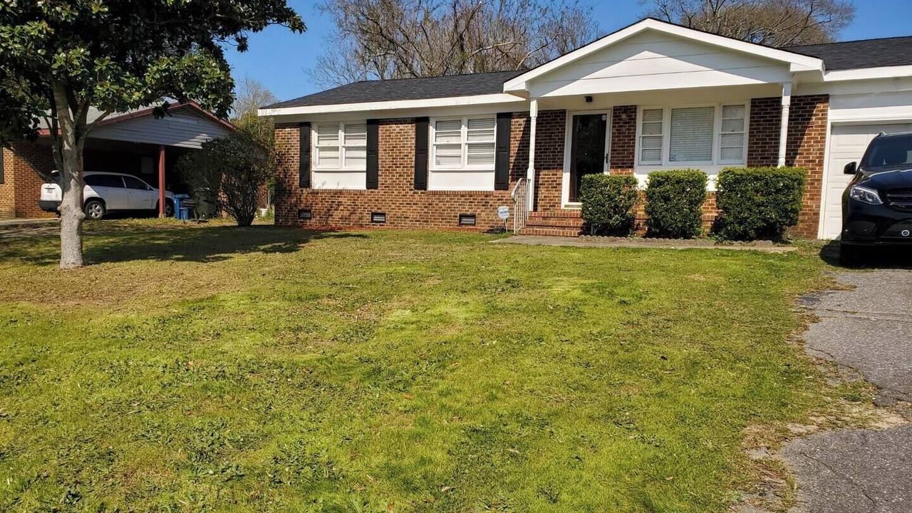 Photo of Outdoor in Fayetteville