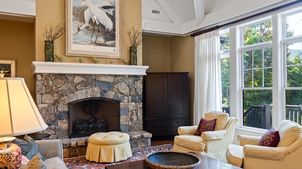 Photo of Livingroom in Mill Spring