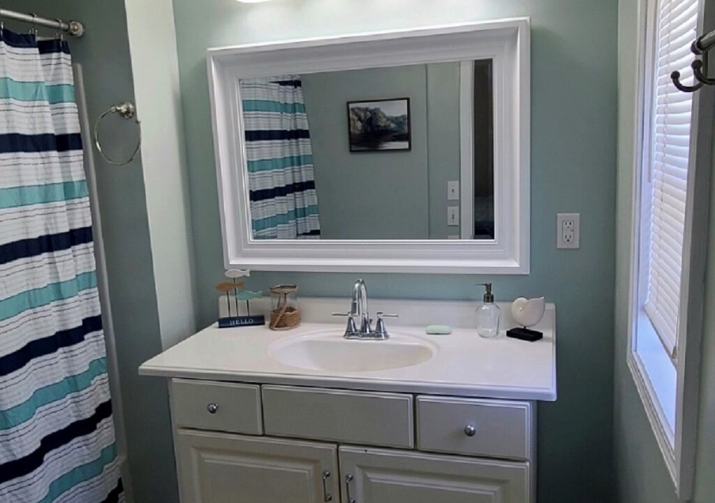 Photo of Bathroom in Beaufort
