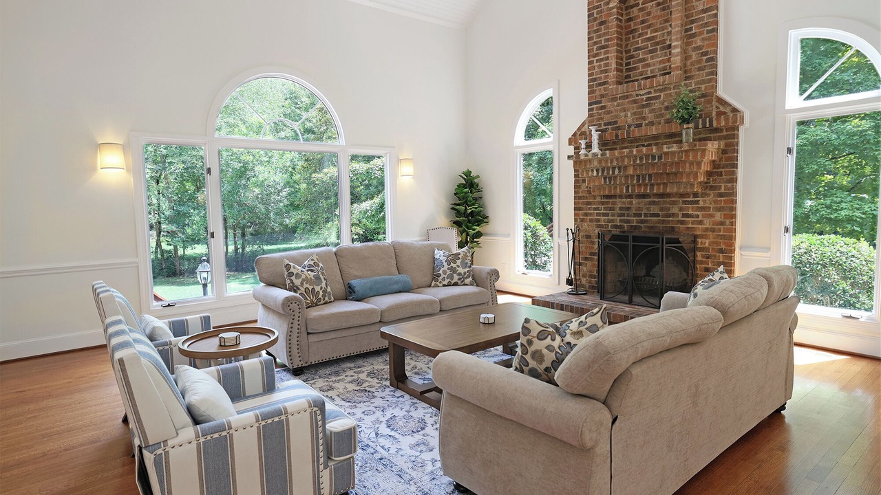 Photo of Livingroom in North Garrett Road