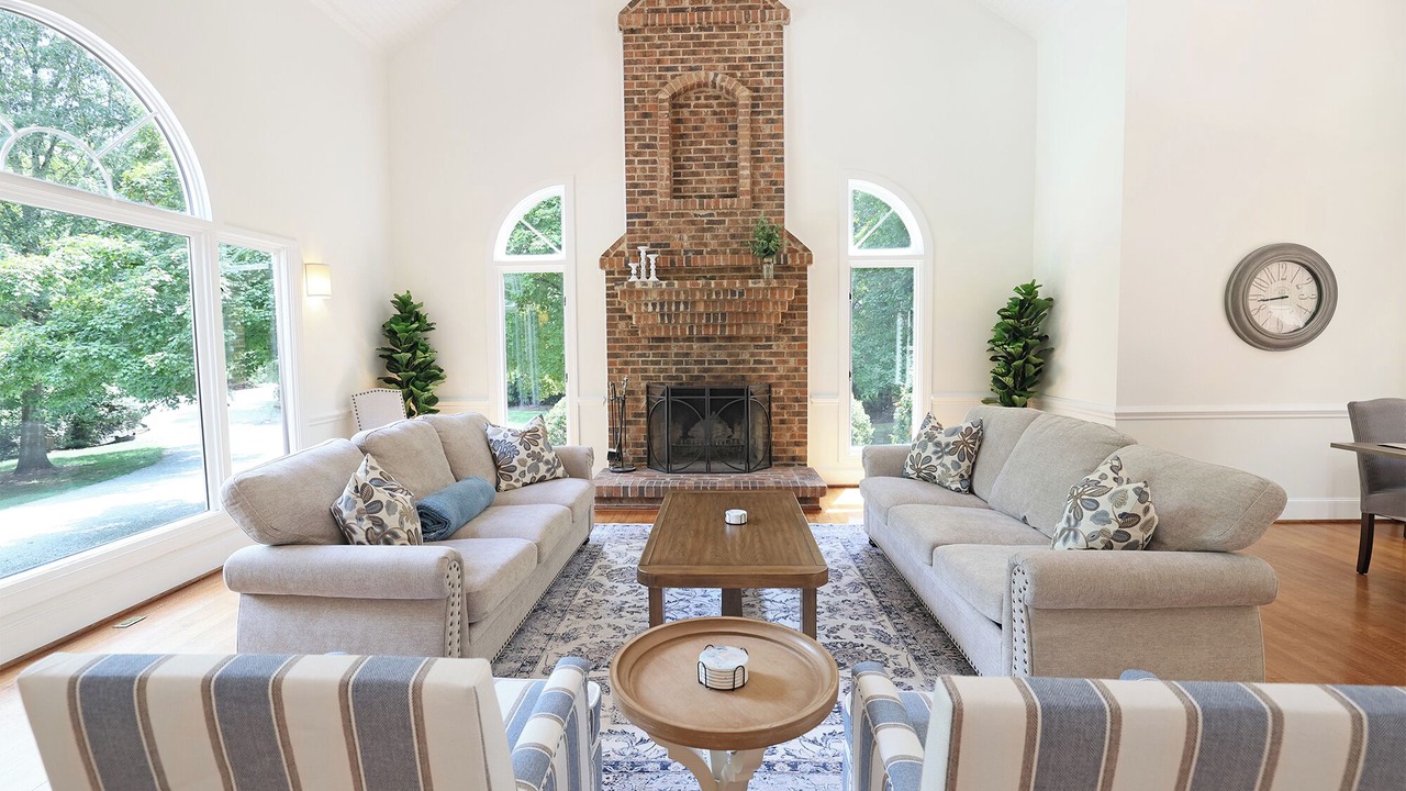 Photo of Livingroom in North Garrett Road