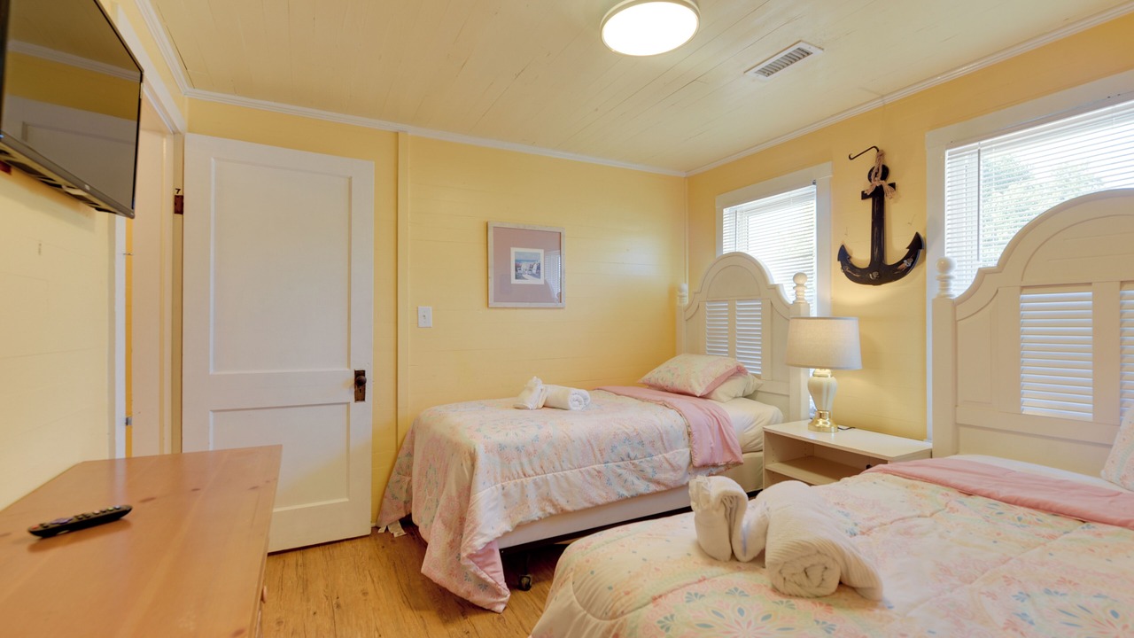 Photo of Bedroom in Ash