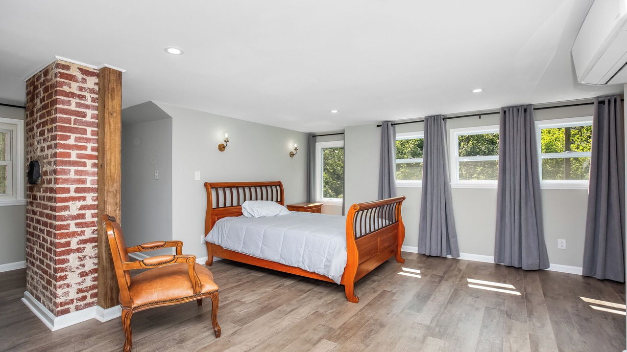 Photo of Bedroom in Winston - Salem