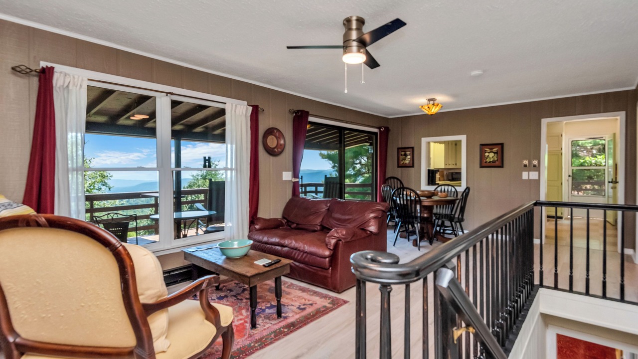Photo of Livingroom in Jefferson