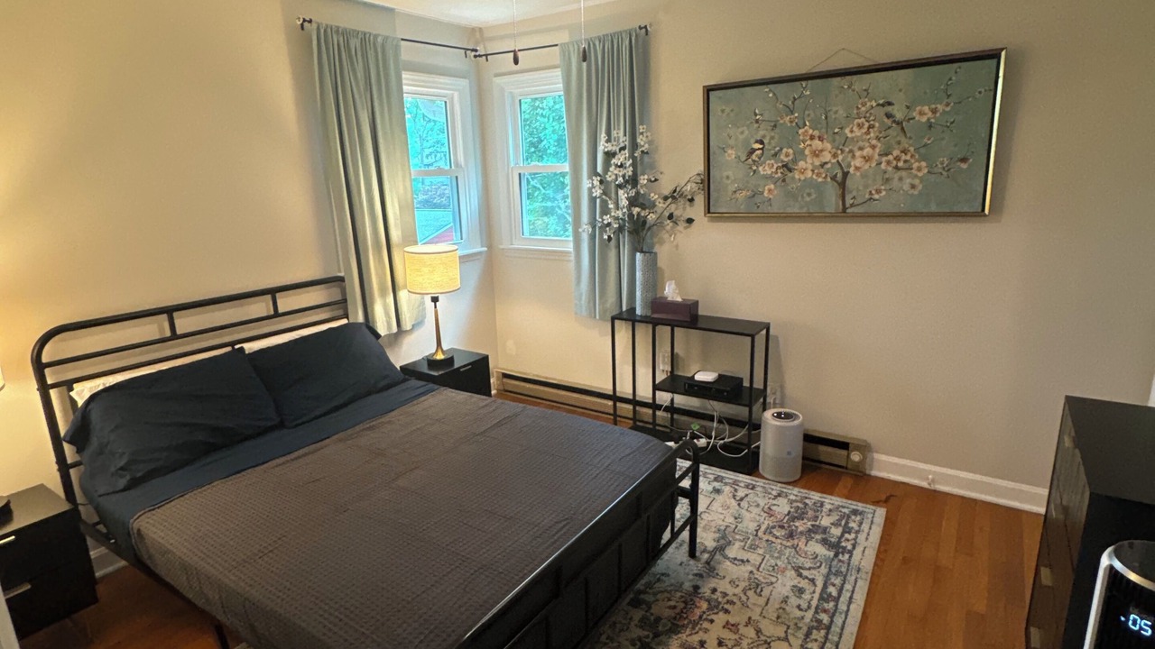 Photo of Bedroom in Oakley