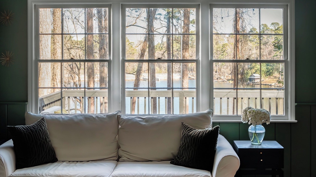 Photo of Livingroom in East Raleigh