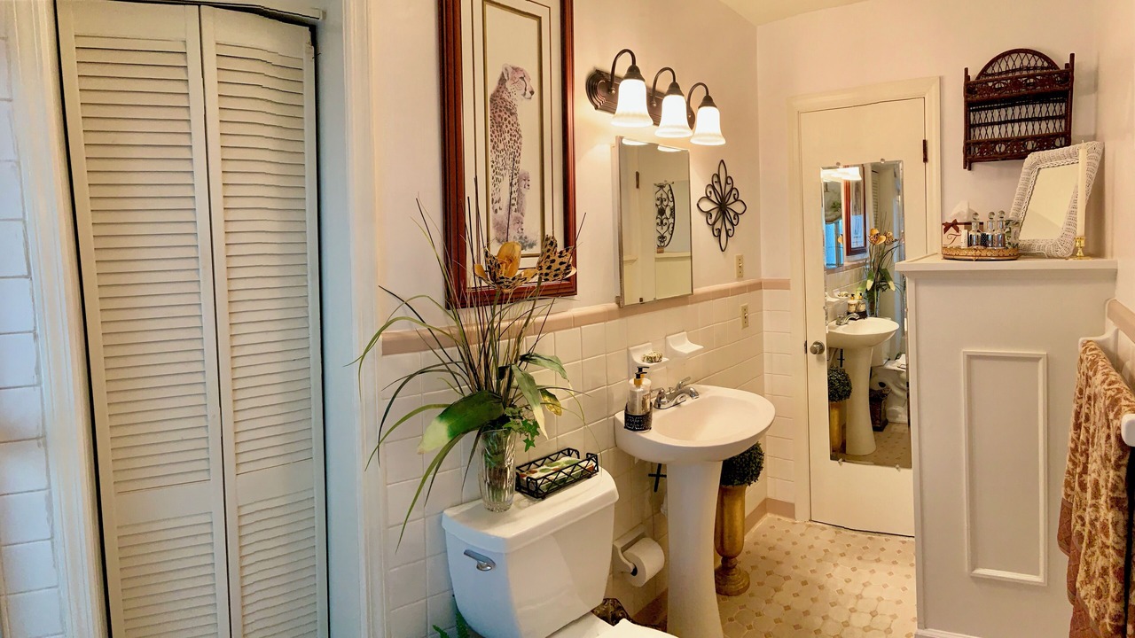 Photo of Bathroom in White Lake
