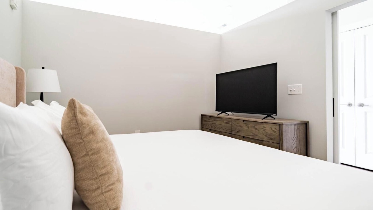Photo of Bedroom in Downtown