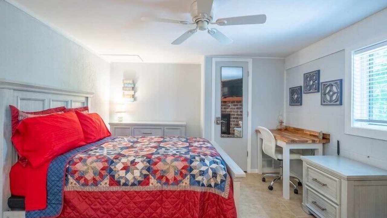 Photo of Bedroom in Frank