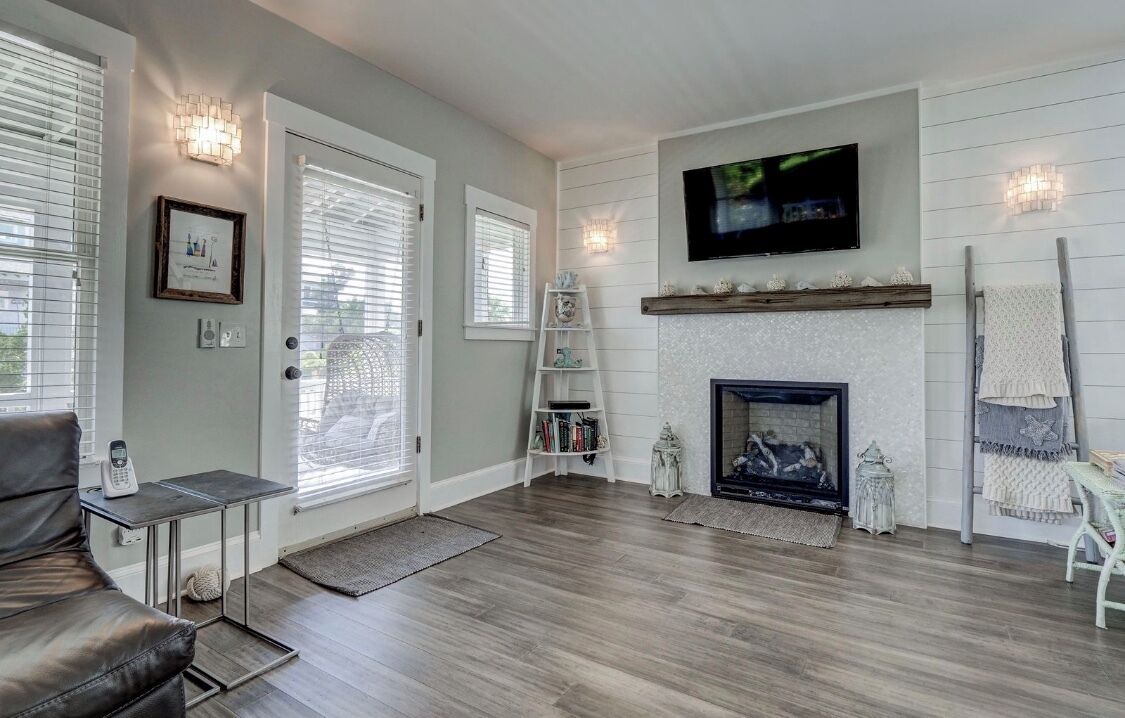 Photo of Livingroom in Flora's Bluff